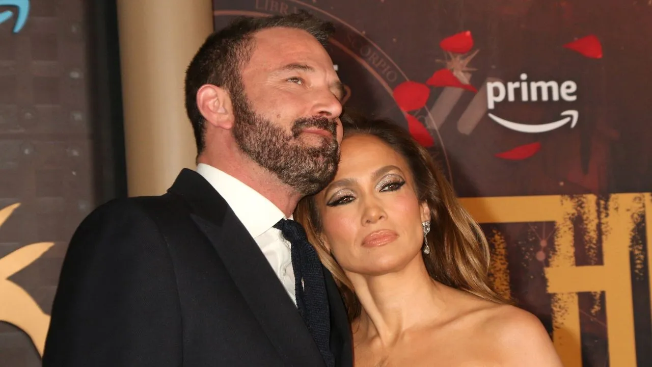 Jennifer Lopez revela que divórcio com Ben Affleck quase “acabou com ela”