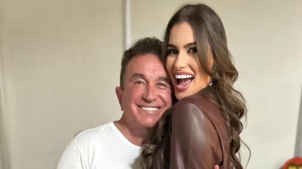 Mulher de Amado Batista fala sobre crise no casamento