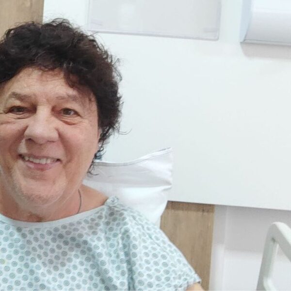 Wanderley sofre acidente em casa e tem fratura séria
